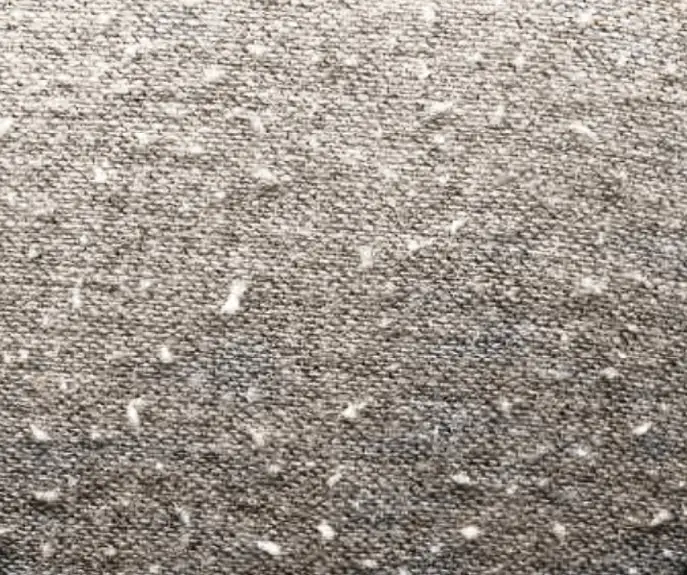 Bobbles and pills on the surface of bedding Bobbles and pills on the surface of bedding