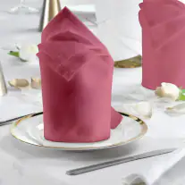 V Polyester Ivy Leaf Coloured Napkin