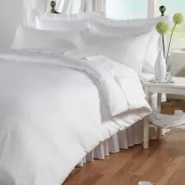 VV300 300 thread count 100% cotton duvet cover with 0.5cm satin stripes