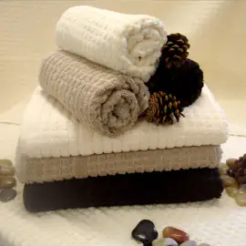 V550 Mosaic Design 100% Cotton Coloured Towels