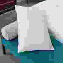 V WATERPROOF HOLLOWFIBRE PILLOW 46/69CM FR5 WIPE & DRY